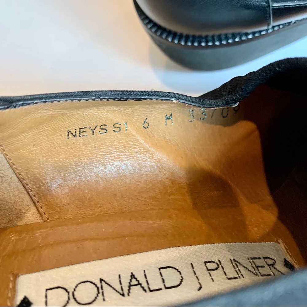 Donald J Pliner Black Wedge Neys Slip On - Picture 5 of 7